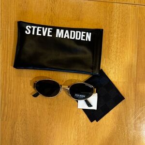 Steve Madden Gold and Black Sunglasses with Pouch